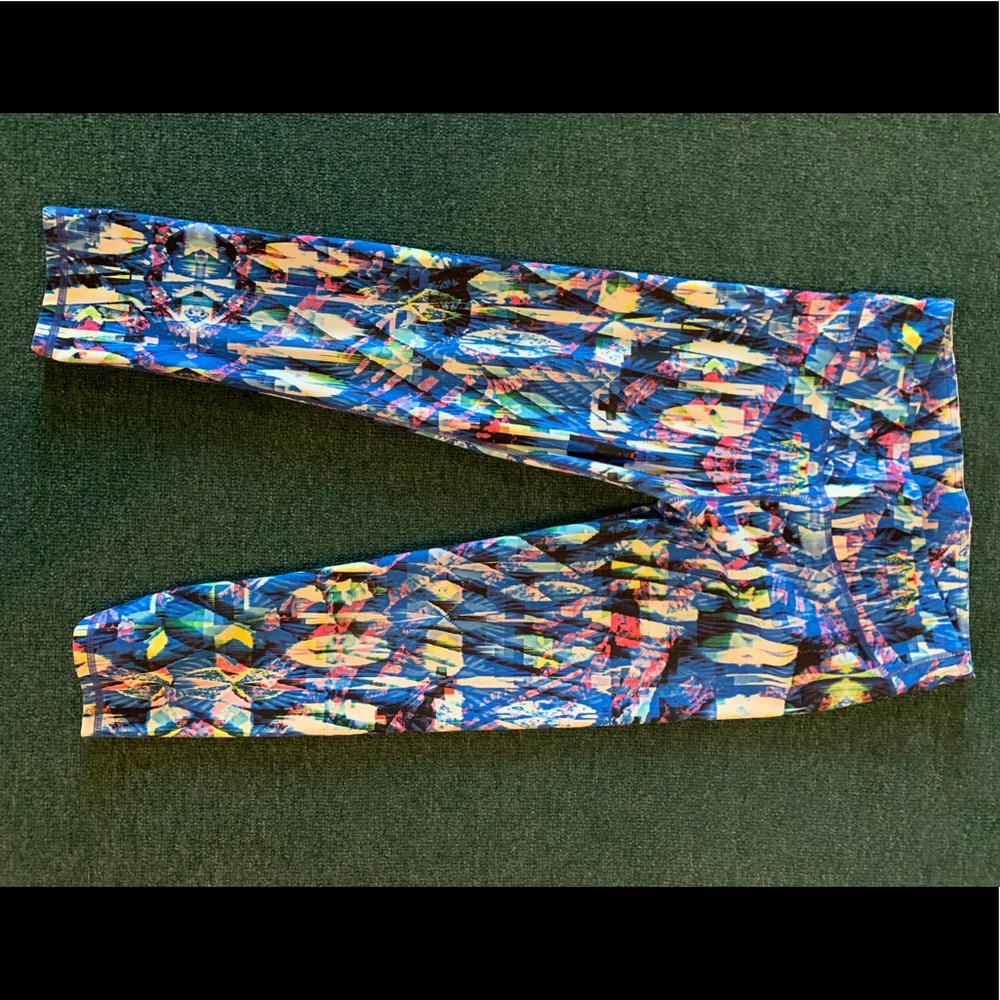 Fabletics crop leggings small
